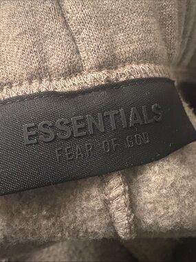 Essentials Men’s Shorts in Taupe